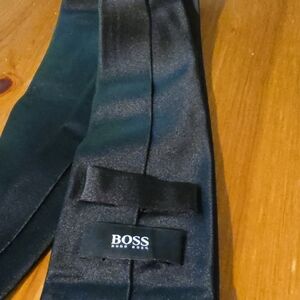 Hugo Boss Elegant Black Tie